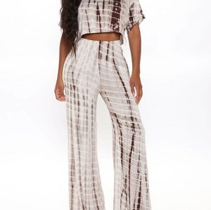 2 piece pants set size large